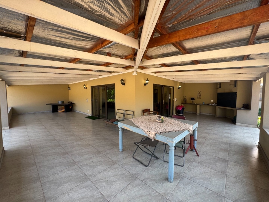 To Let 3 Bedroom Property for Rent in Zilkaatsnek North West